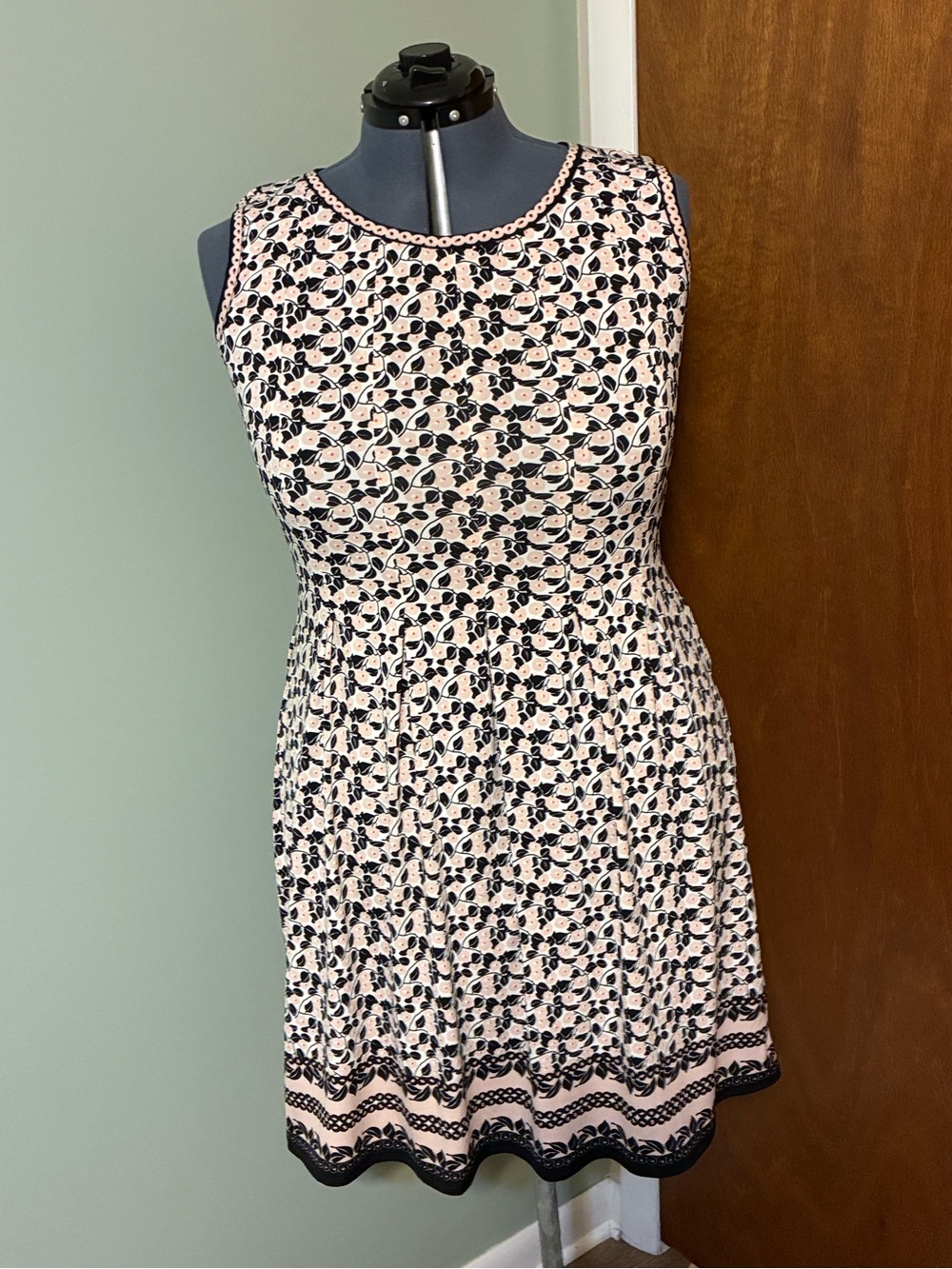 Max Studio Pink and Black Floral Sleeveless Fit Dress
